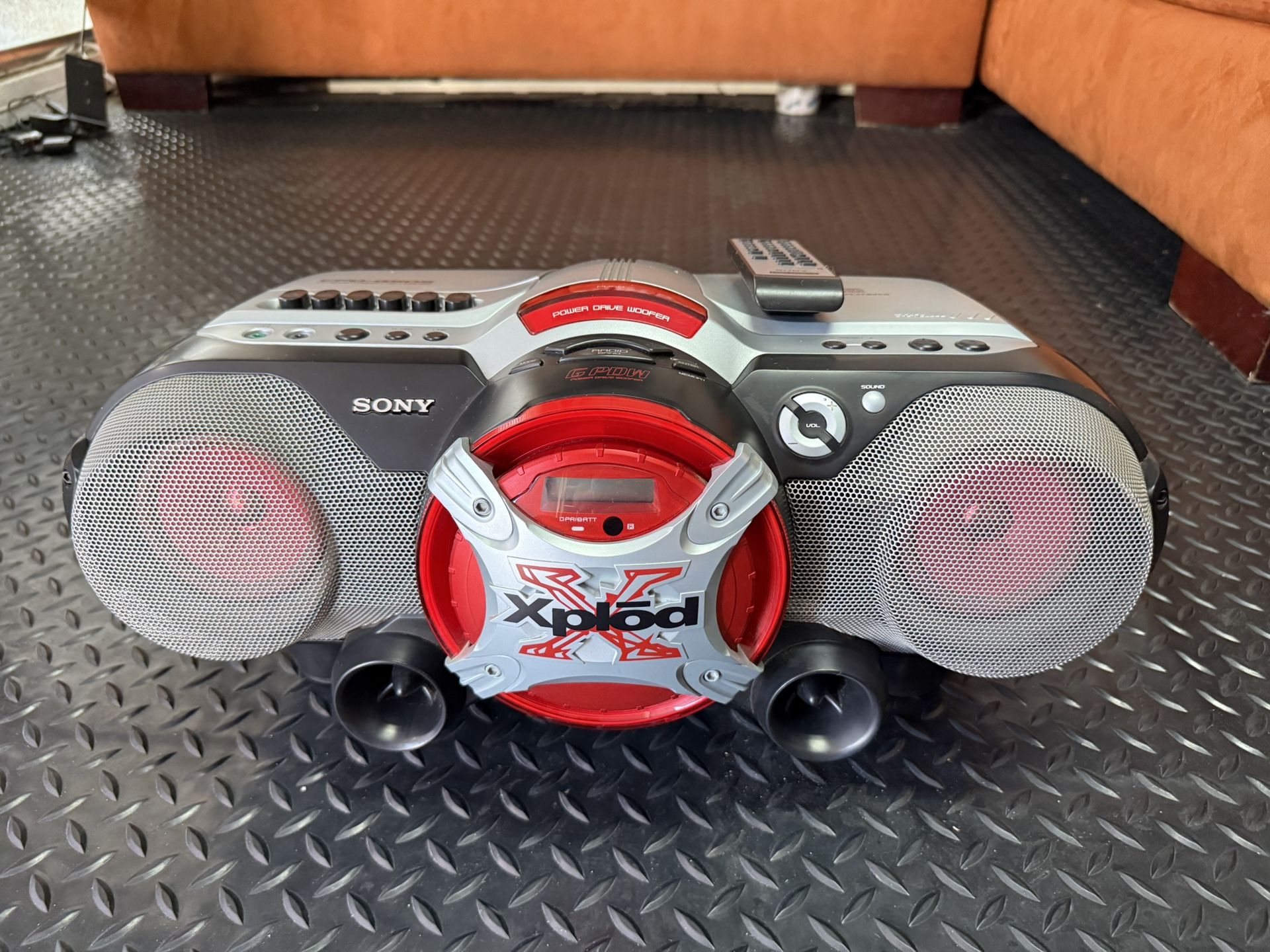 vintage SONY boombox CFD-G505 radio stereo XPLOD cd cassette player Y2K 1990s