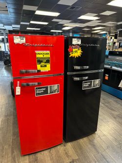 Frigidaire 7.5 cu.ft Refrigerator Take It Home In Payments Please Read Description For Price