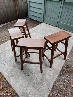 Set of 4 Wood Saddle Seat Bar Stools