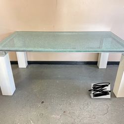 Mesa De Cristal Con Patas Blancas