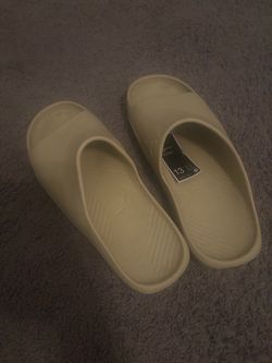 Nike Air Jordan Post Slides Team Gold Men’s Size 13 Brand New