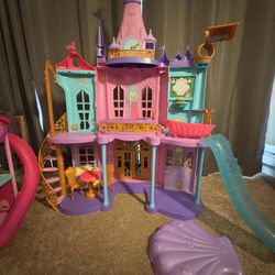 Disney Princess Magical Adventures Castle w/free Chelsea doll house
