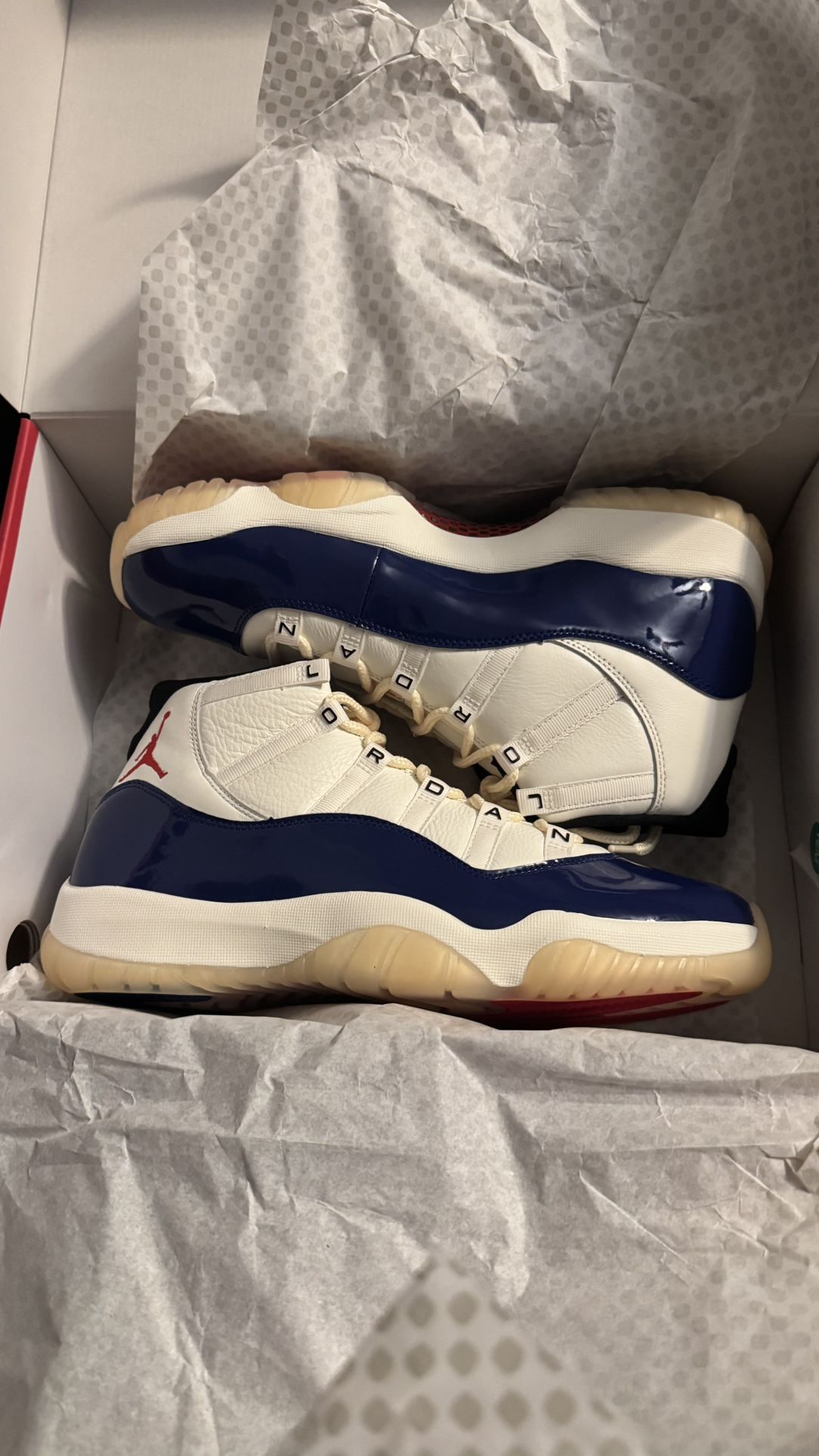 Nike Air Jordan Retro 11 Rare Air Size 11.5