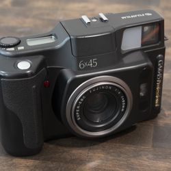 Fuji GA645