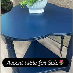 Accent Table 