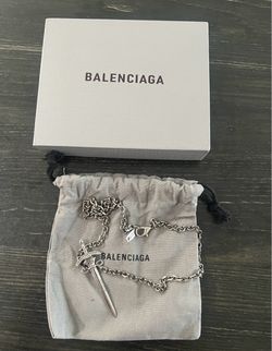 Balenci necklace