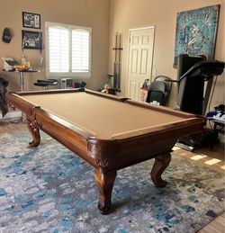 Pool Table DLT  8ft ( free delivery & set up & new color felt of your choice