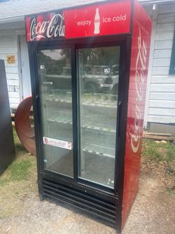 Commercial cooler for restaurant or Business delivery available