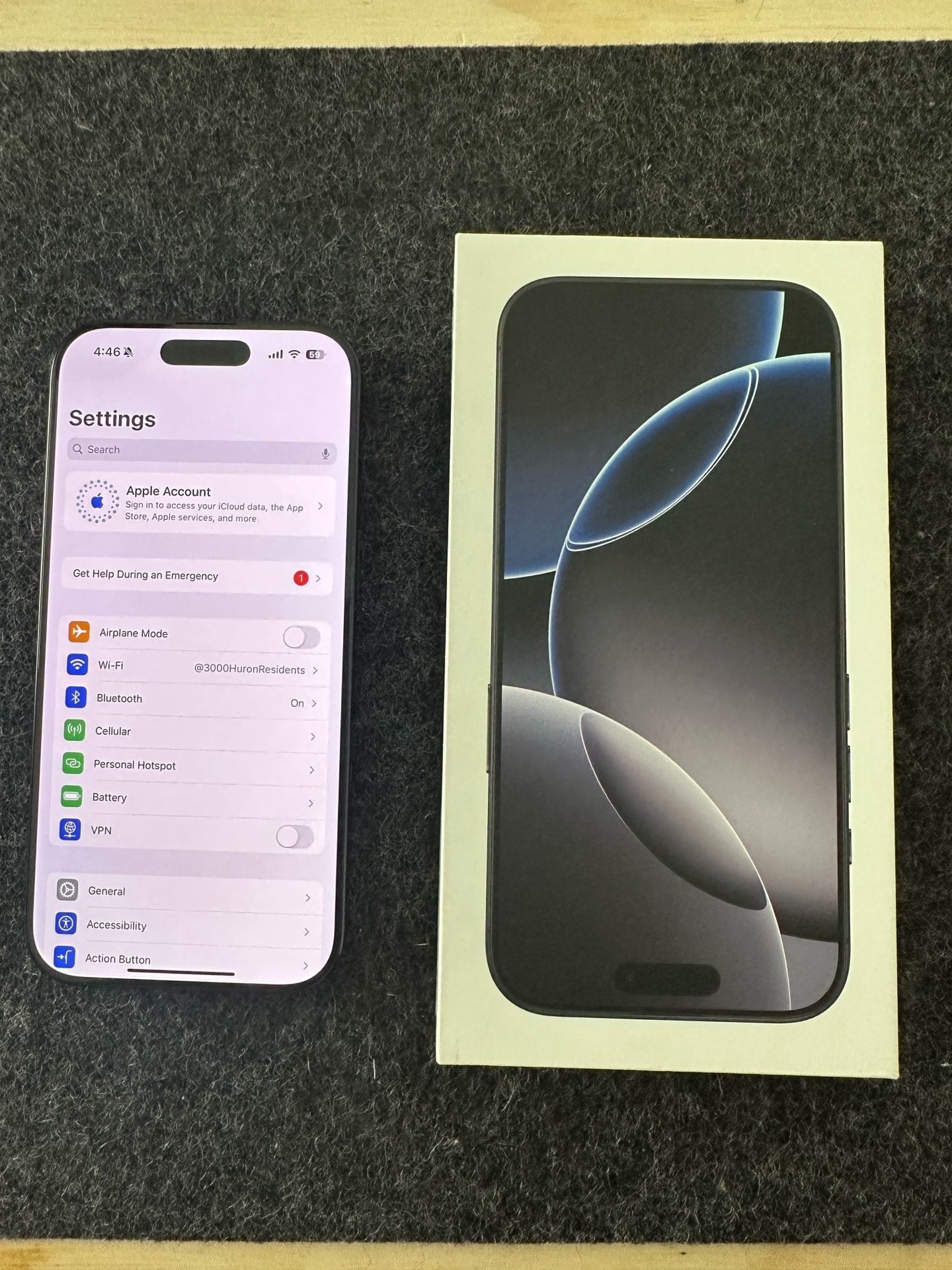 iPhone 16 Pro