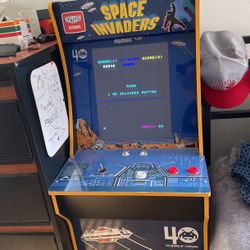 ARCADE GAME SPACE INVADERS
