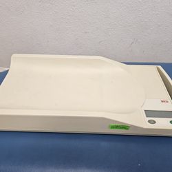 Seca 334 Digital Infant Baby Scale 10/20Kg Made in Germany 