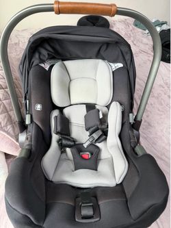 Nunca PIPA RX car seat and base and stroller attachment