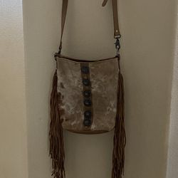 Western Cowhide Fringe Purse