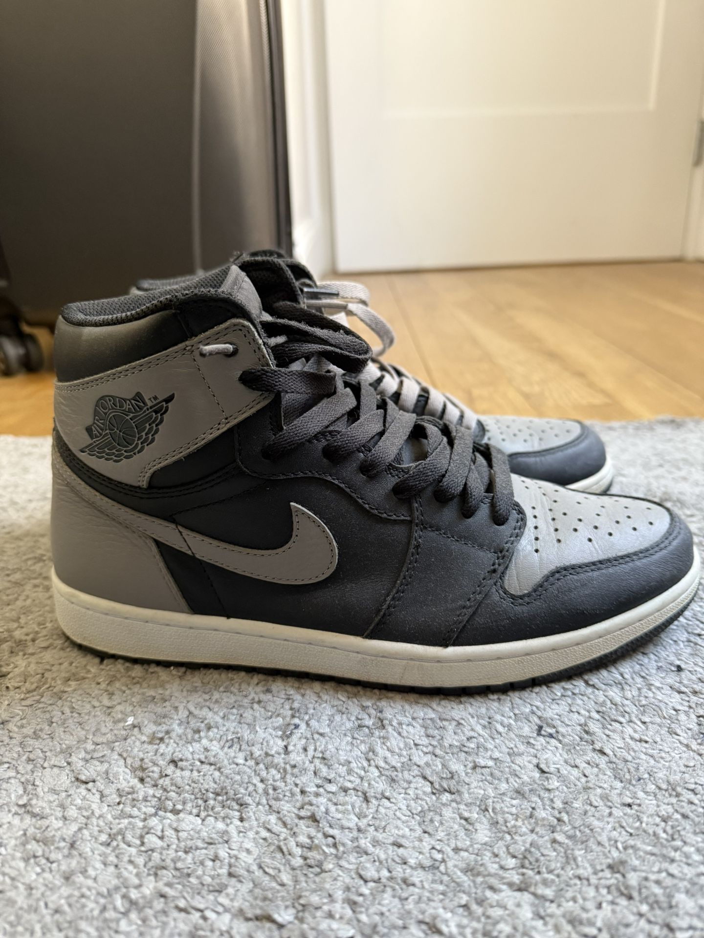 Air Jordan 1 Retro ‘Shadow’