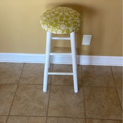 Tall chair