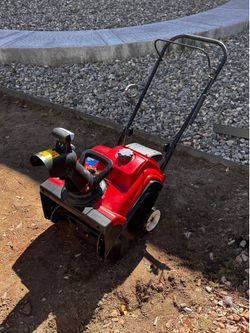Electric snow shovel