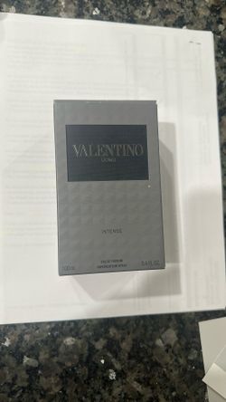 Valentino UOMO Intense Autentic