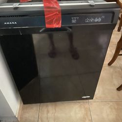 Amana Dish Washer 