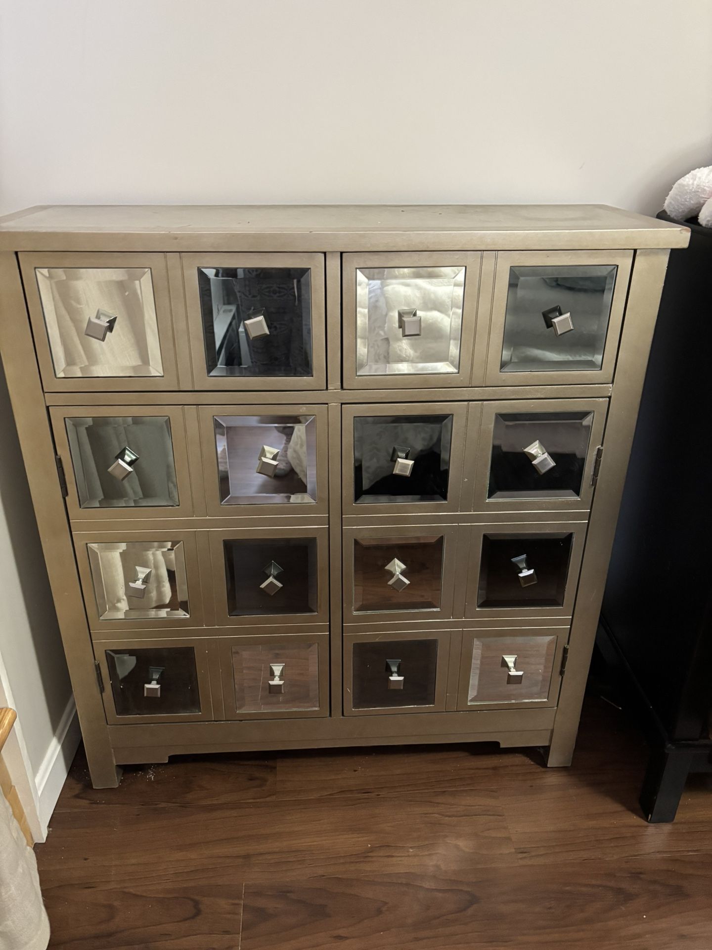 Stand Free Pick Up Only