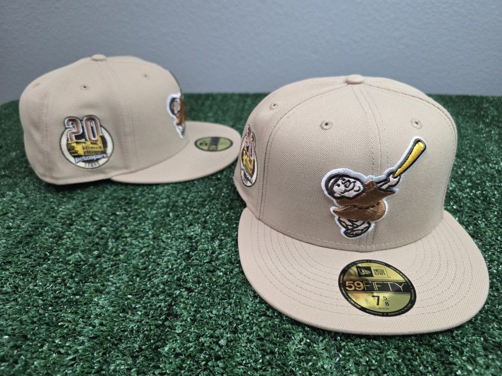 San Diego Padres Fitted Size 7 1/2 & 7 5/8