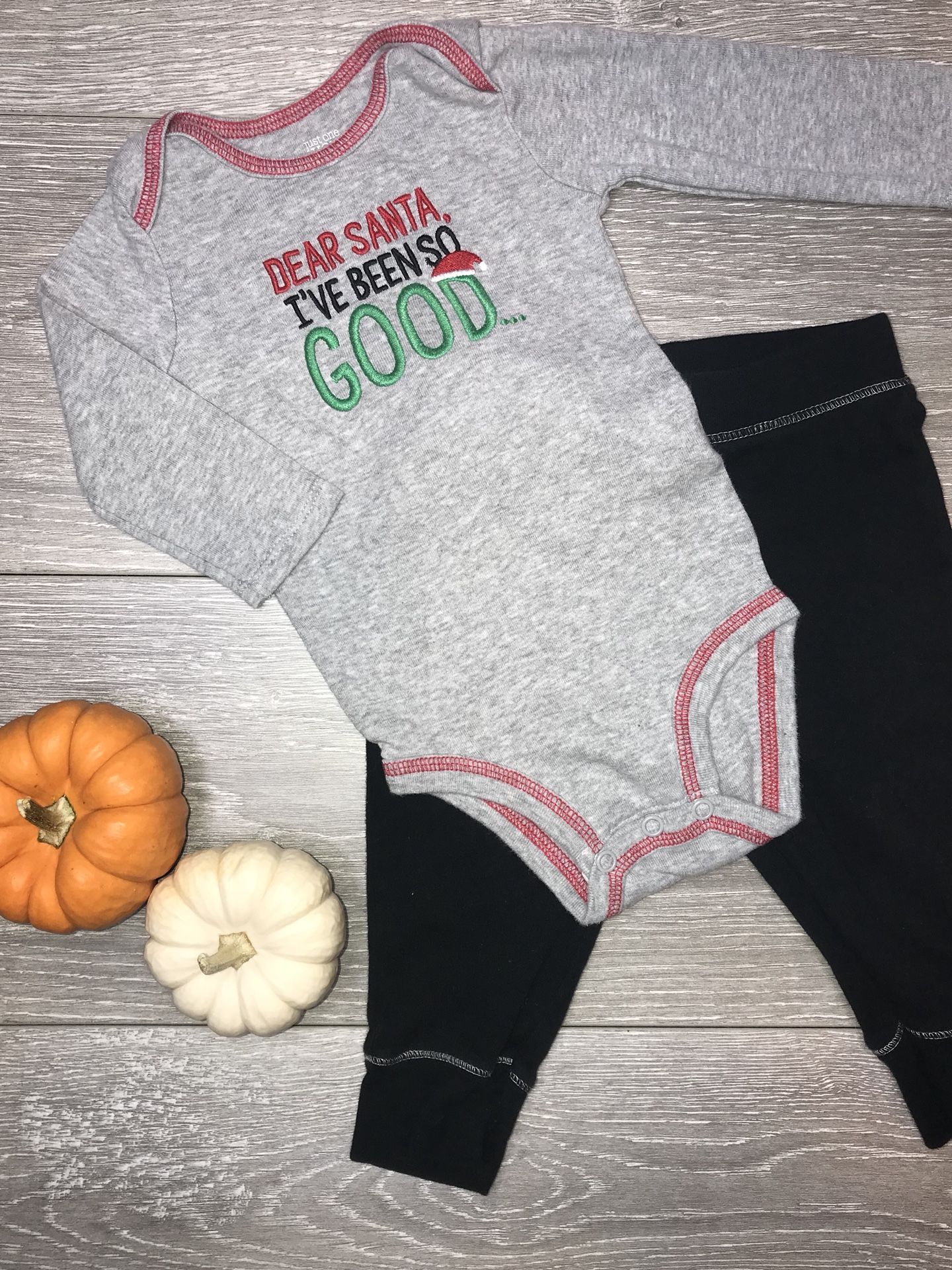 Baby Clothing Christmas 6 Months $4