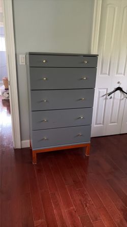 5-Drawer Chest