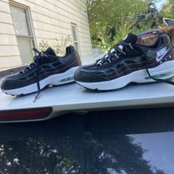 Nike Shoes 