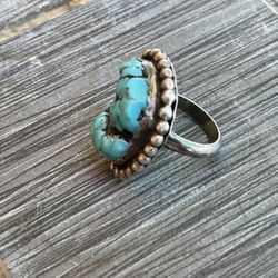 Vintage Turquoise Navajo Sterling Silver  Ring Size 