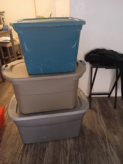 Cajas variadas de mercancia
