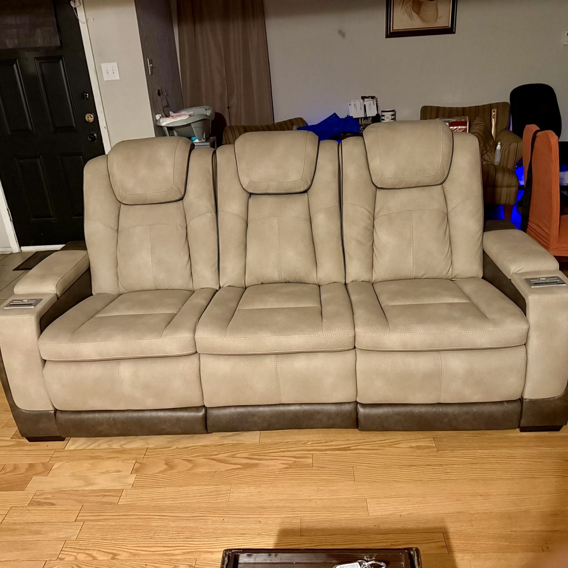 Signature Design by Ashley Next-Gen DuraPella Power Reclining Sofa