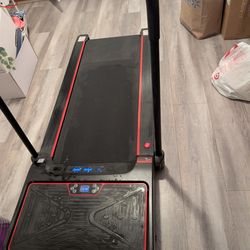 Foldable Treadmill With Front Shaker