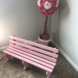 Princess Pink Bench And Pink Daisy Topiary 