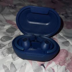 Earbuds 