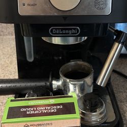 De'Longhi Stilosa Manual Espresso Machine, 15 Bar Pump Pressure PLUS Descaling Solution 