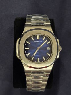 Men's Watch - Nautilus / Blue Color Dial / Stainless Steel Bracelet