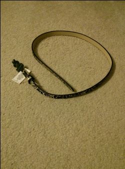 Women's Banana Republic leopard print belt - Sz M