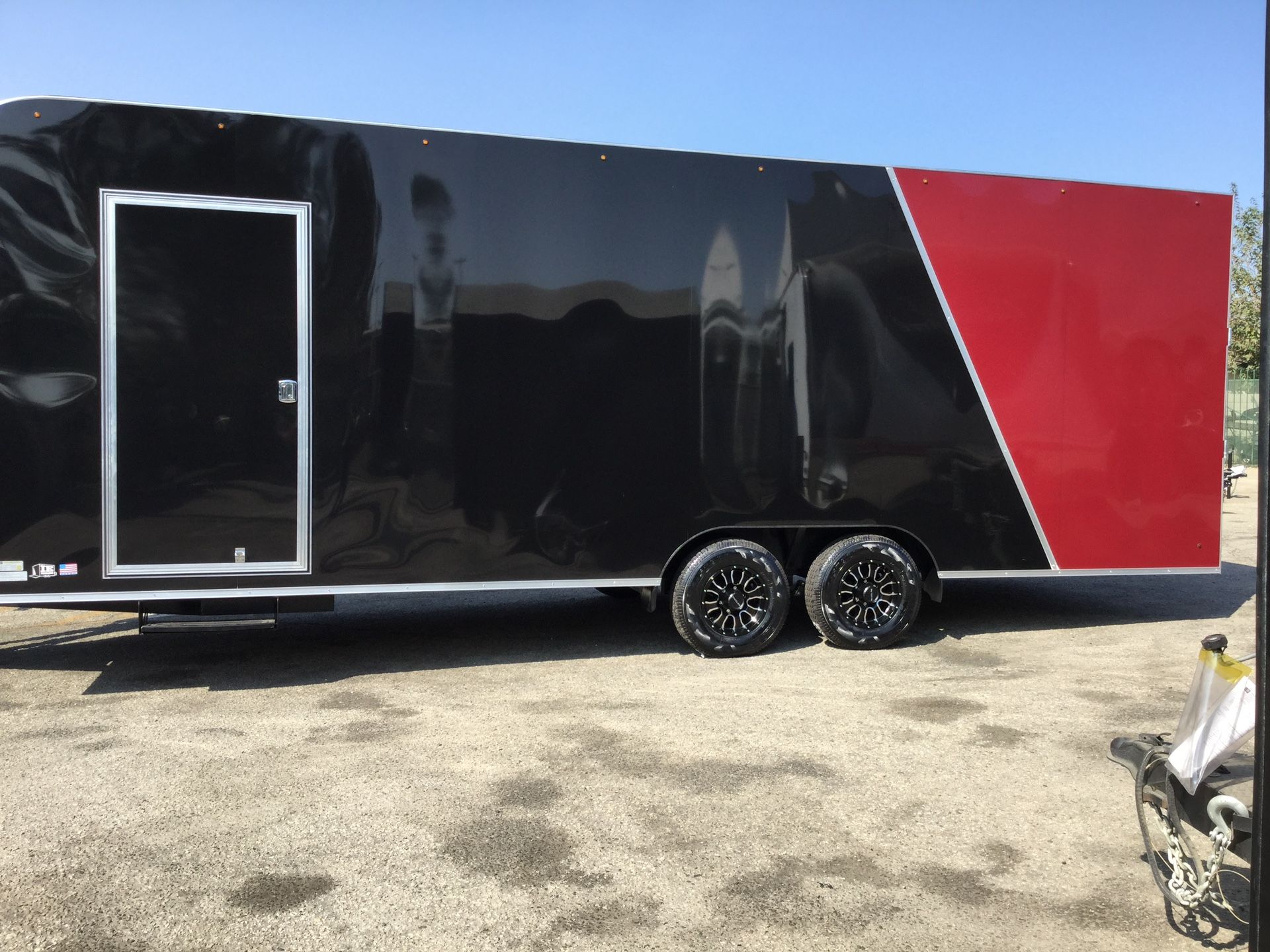 Enclosed Cargo Trailer 8.5x24x8