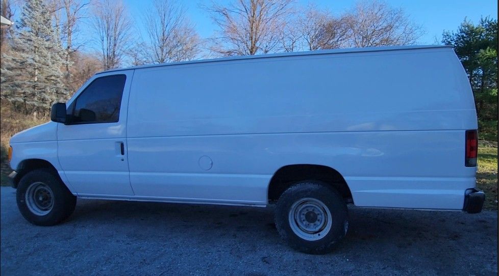 2006 Ford E-350