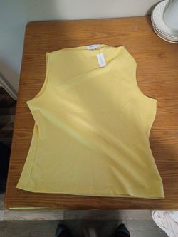 Banana Republic yellow shirt sleeveless