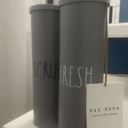 Rae Dunn Scrub Set