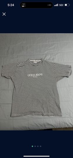 Vintage Guess Jeans T Shirt Size Medium 