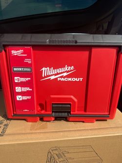 Milwaukee PACKOUT Modular Storage Cabinet
