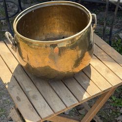 Large Vintage Lion  Head Brass Pot