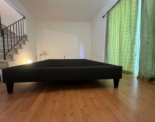 Queen size Platform bed frame Leesa