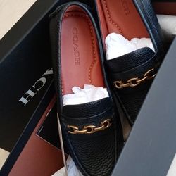 Coach Authentic Loafers Size 5.5 