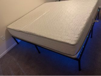 King size mattress & metal bed box spring