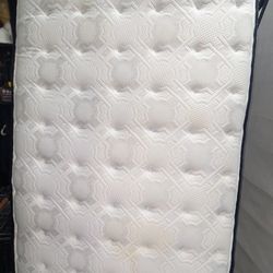 New Sealy Twin Bed with Box Spring