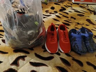 Boys Socks 7/8- 10 Yrs And 2 Pairs Of Shoes