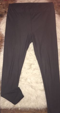 Lularoe gray tall and curvy Leggings great Condition