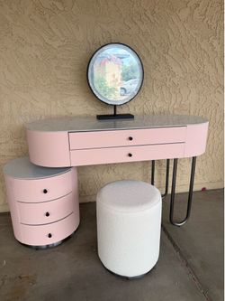 Makeup Vanity